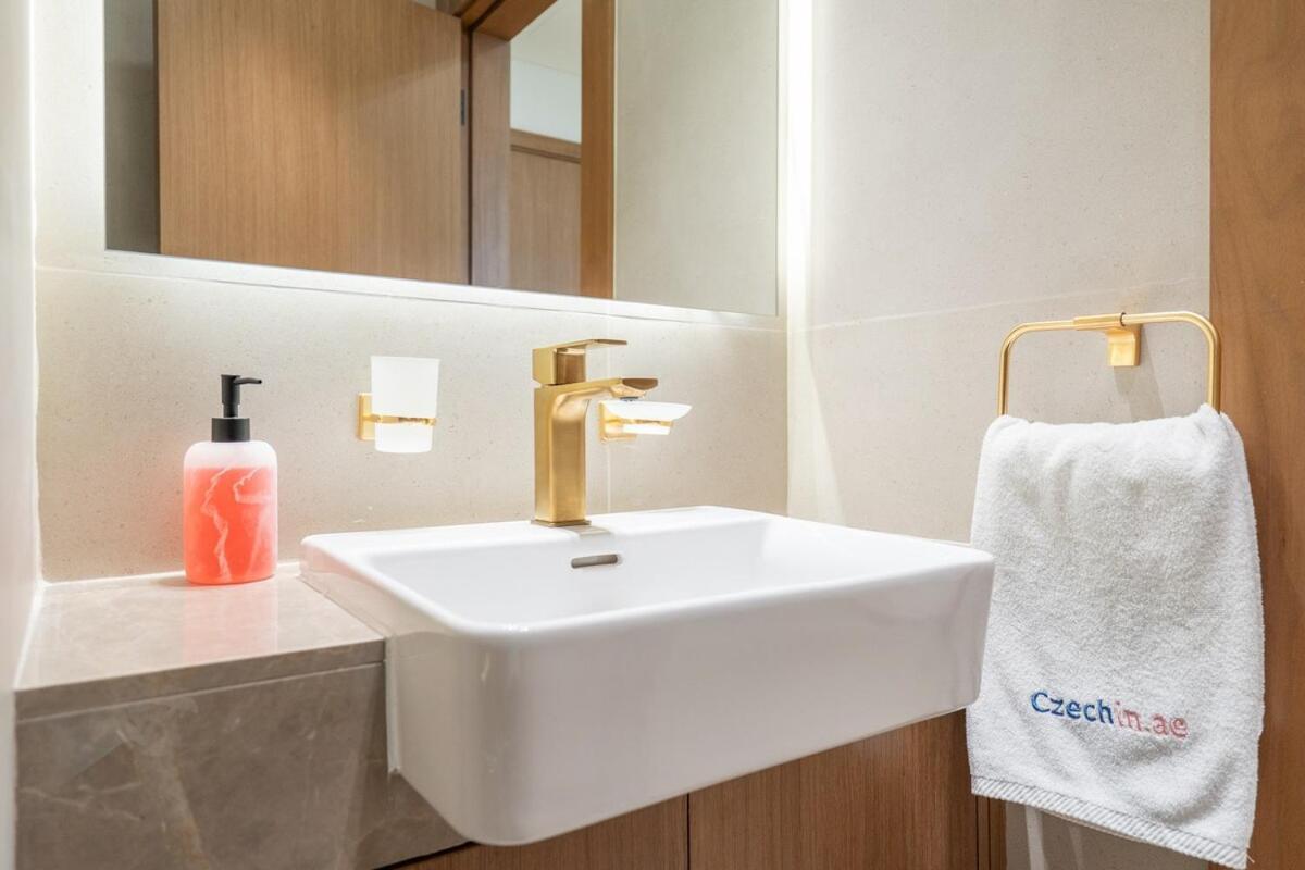 Apartment Stylish 1bhk By Czechin Pool & Gym Prime Jvc *