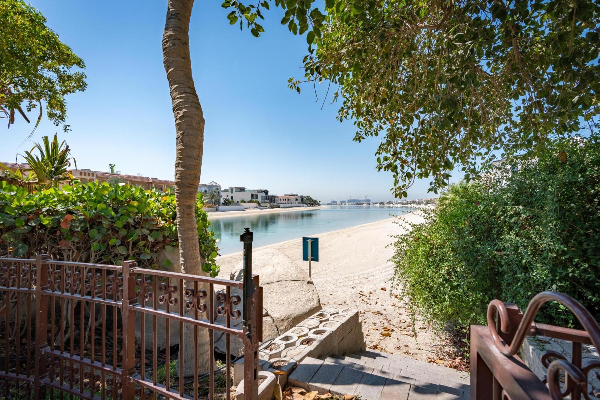 Villa Samaya Vacation Homes - Luxury Villa Pool - Beach Access & Fishing Zone *