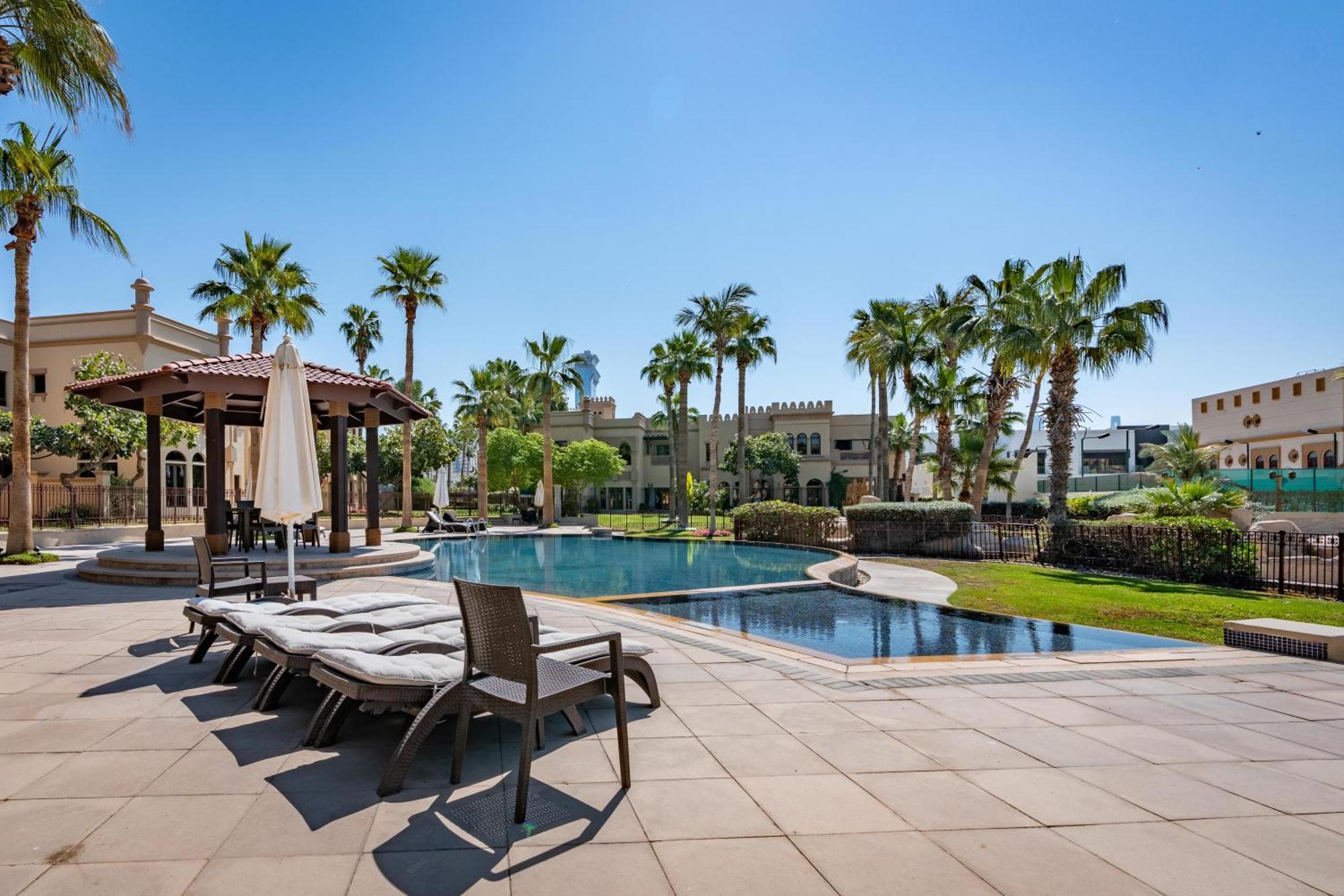 Villa Samaya Vacation Homes - Luxury Villa Pool - Beach Access & Fishing Zone Dubai