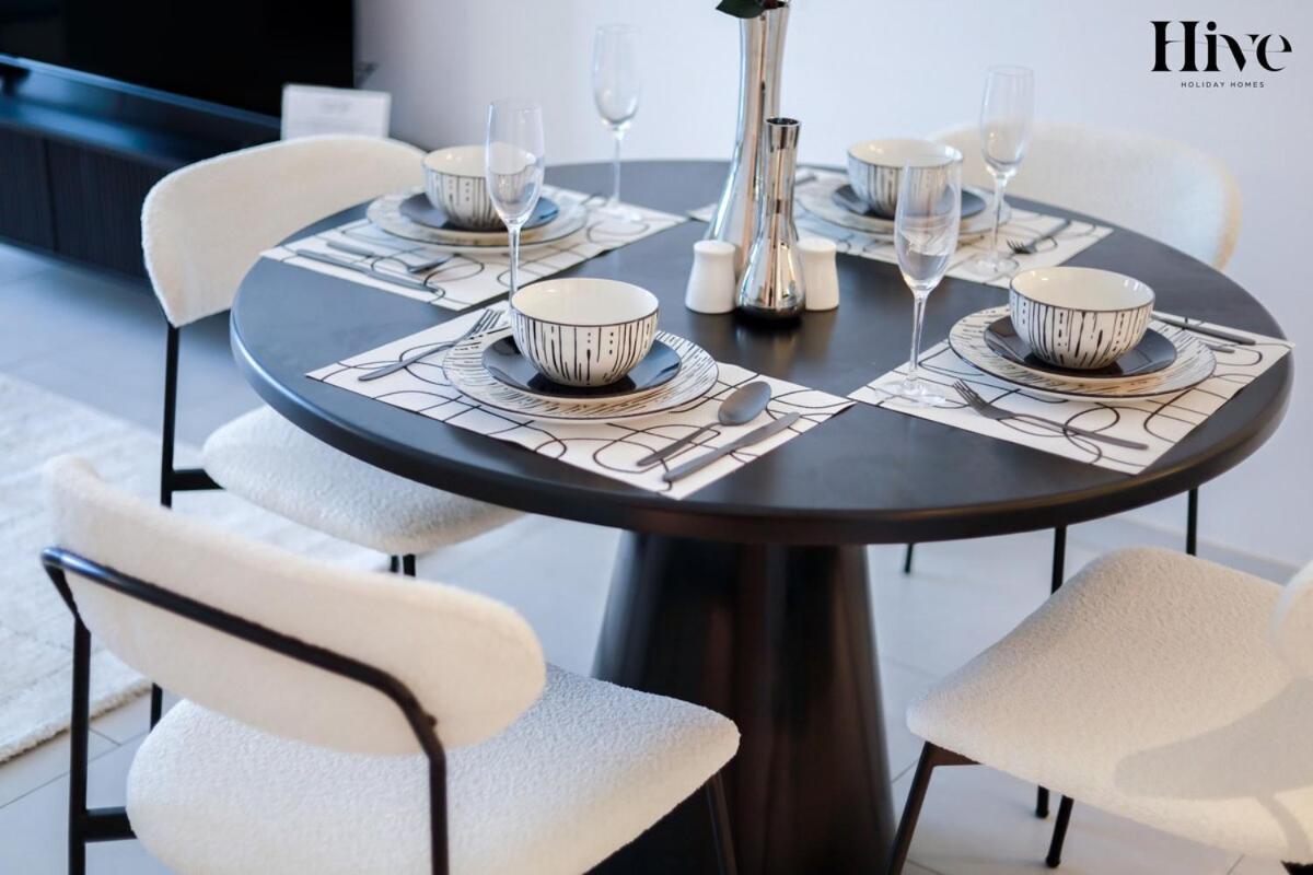Elegant 1 Bed With Burj Khalifa Views Apartamento
