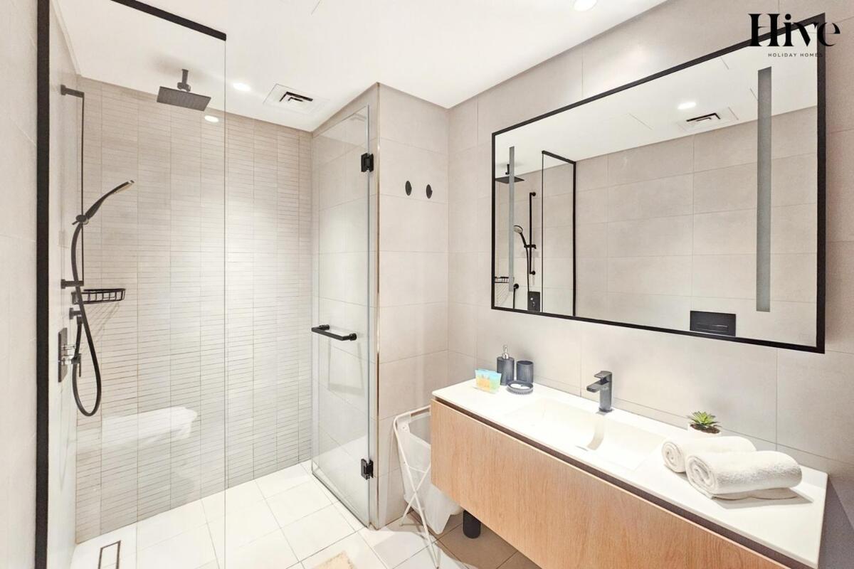 Elegant 1 Bed With Burj Khalifa Views Apartamento