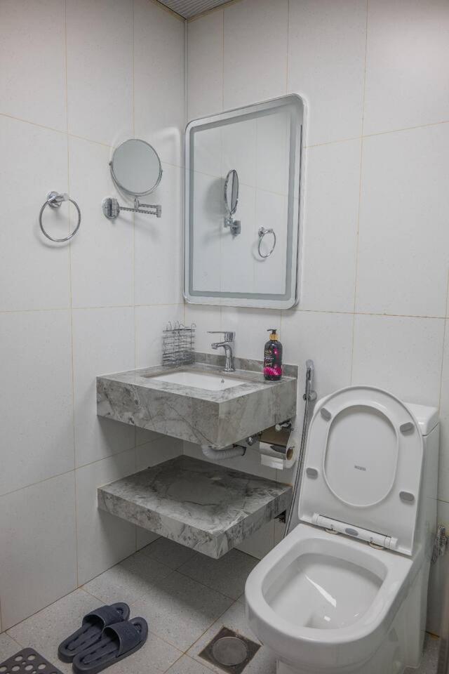 Stylish 1 Bedroom At Marina With Stunning View Apartamento *