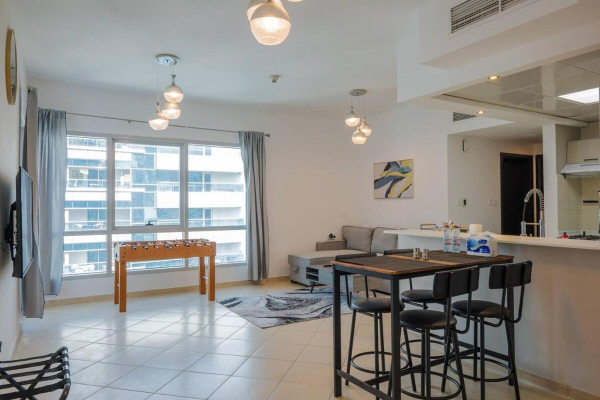 Apartamento Stylish 1 Bedroom At Marina With Stunning View Dubai