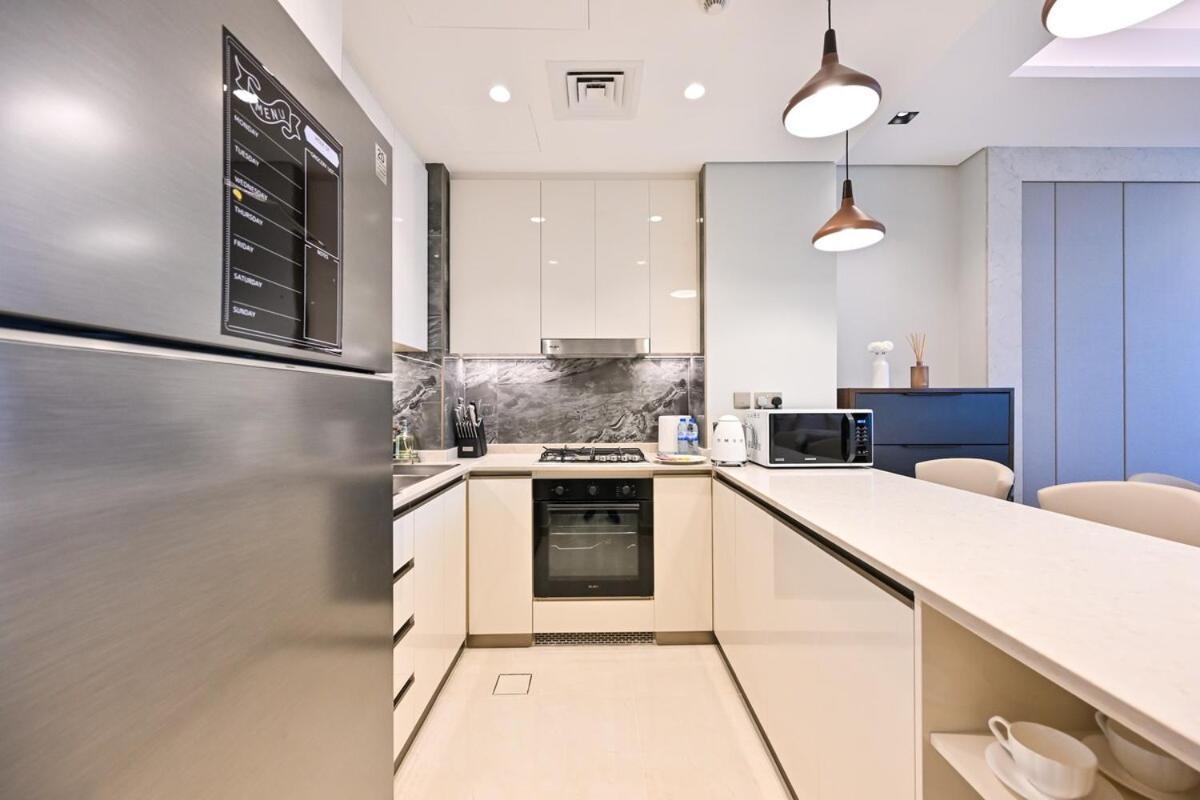 Apartment Stunning 1 Bdr Luxury With Burj Khalifa View