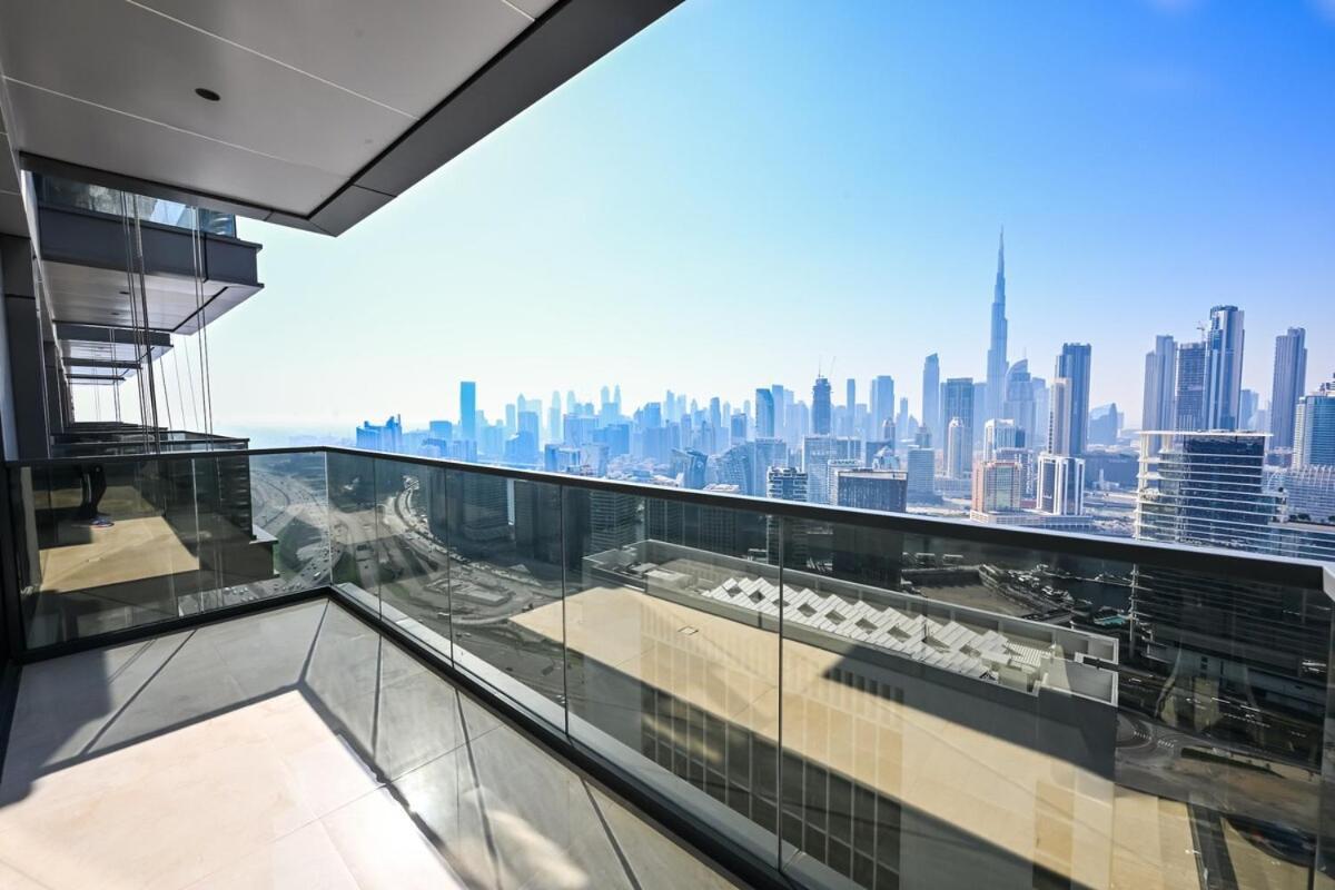 Stunning 1 Bdr Luxury With Burj Khalifa View *