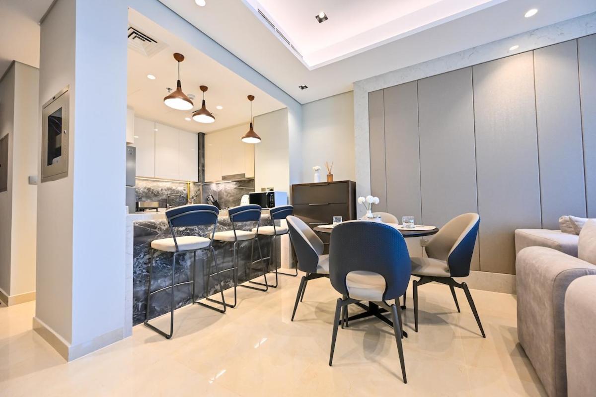 Stunning 1 Bdr Luxury With Burj Khalifa View