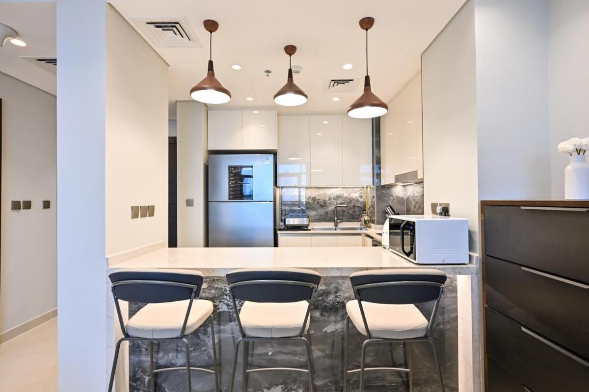 Apartment Stunning 1 Bdr Luxury With Burj Khalifa View