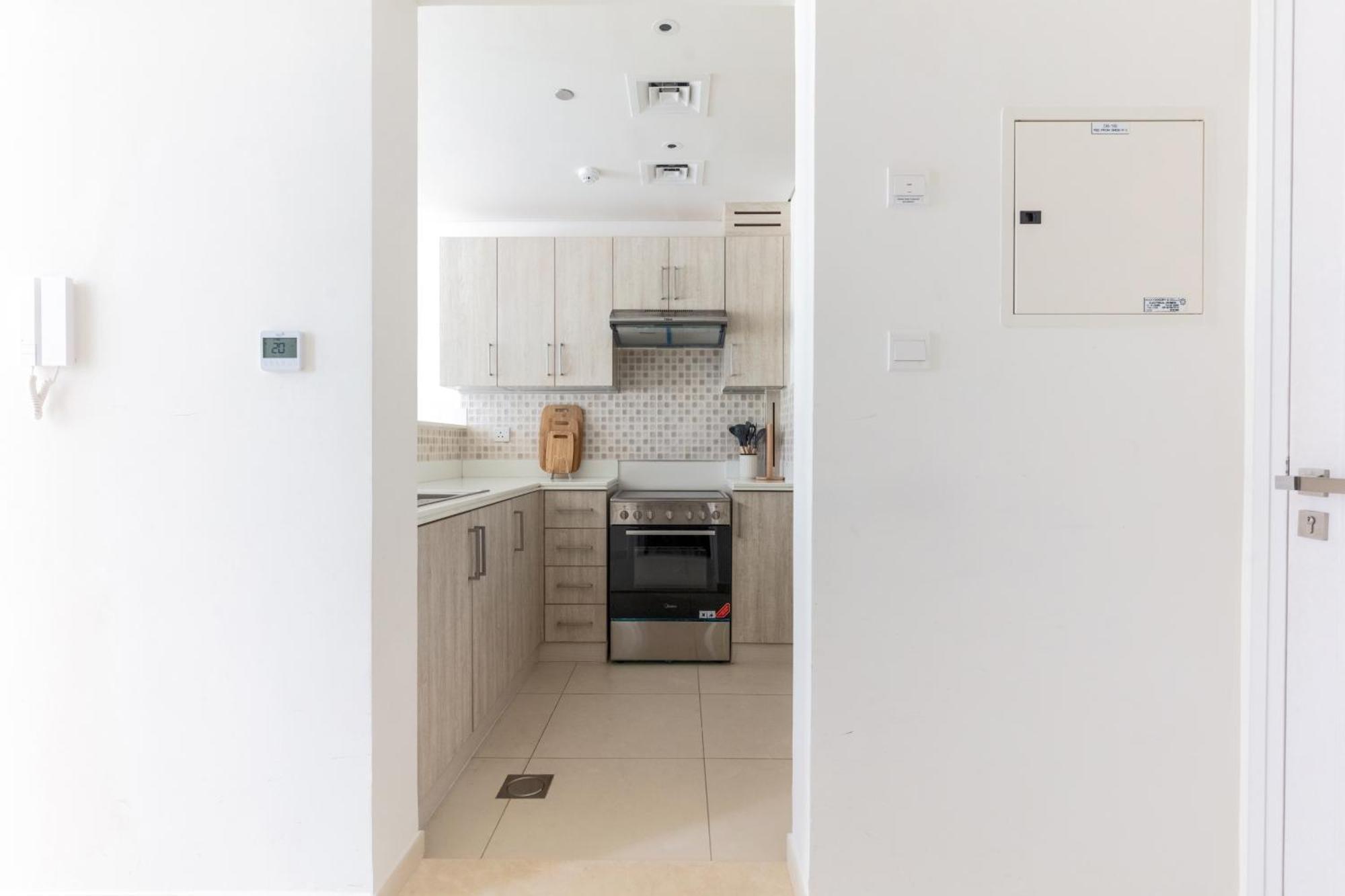 Modern Fully-equipped In Seven Palm, And Pool Access Apartment Dubai