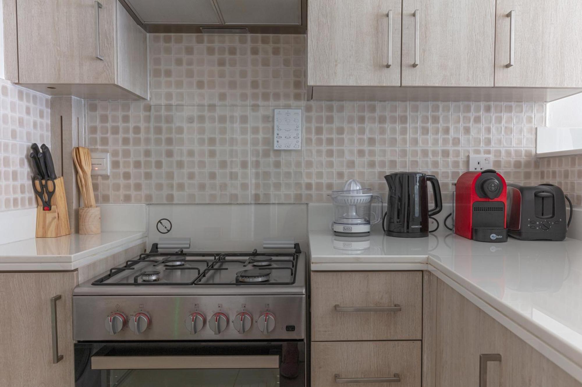 Modern Fully-equipped In Seven Palm, And Pool Access Apartment Dubai