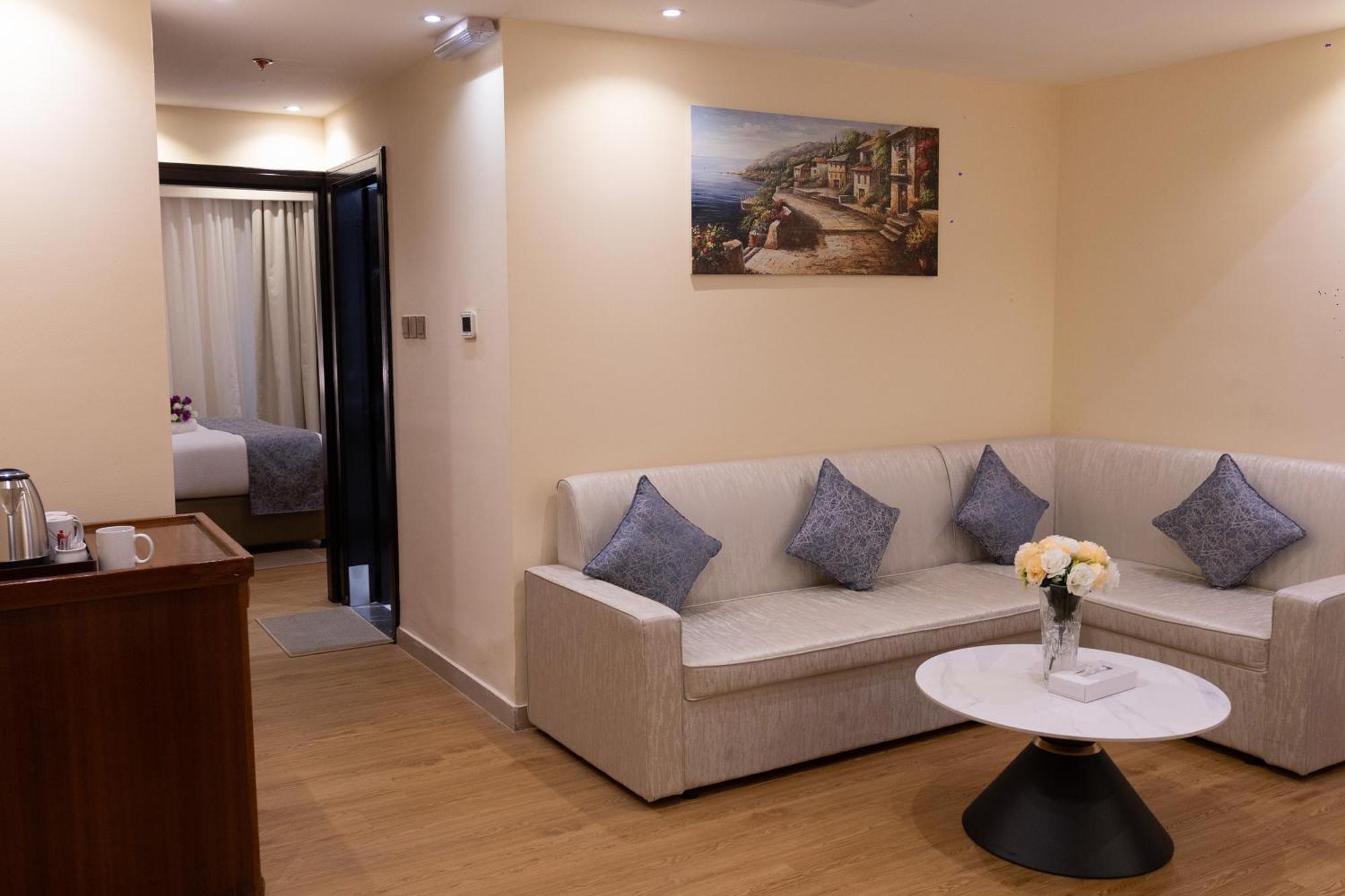 Vendome Plaza Hotel
