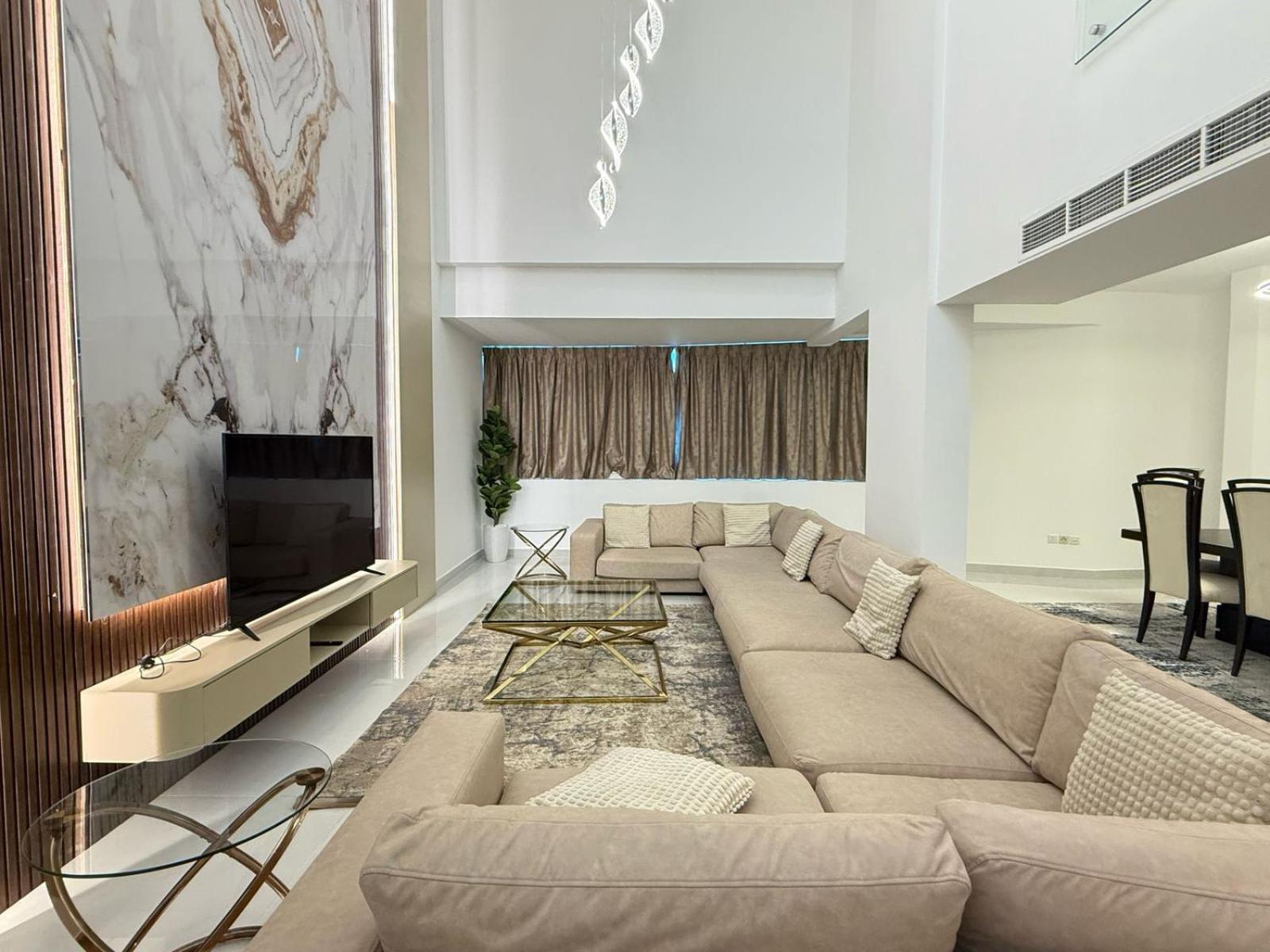 Spacious Modernized 2 Bedroom And Duplex 4 Br By Taskeen Homes Apartamento Dubai