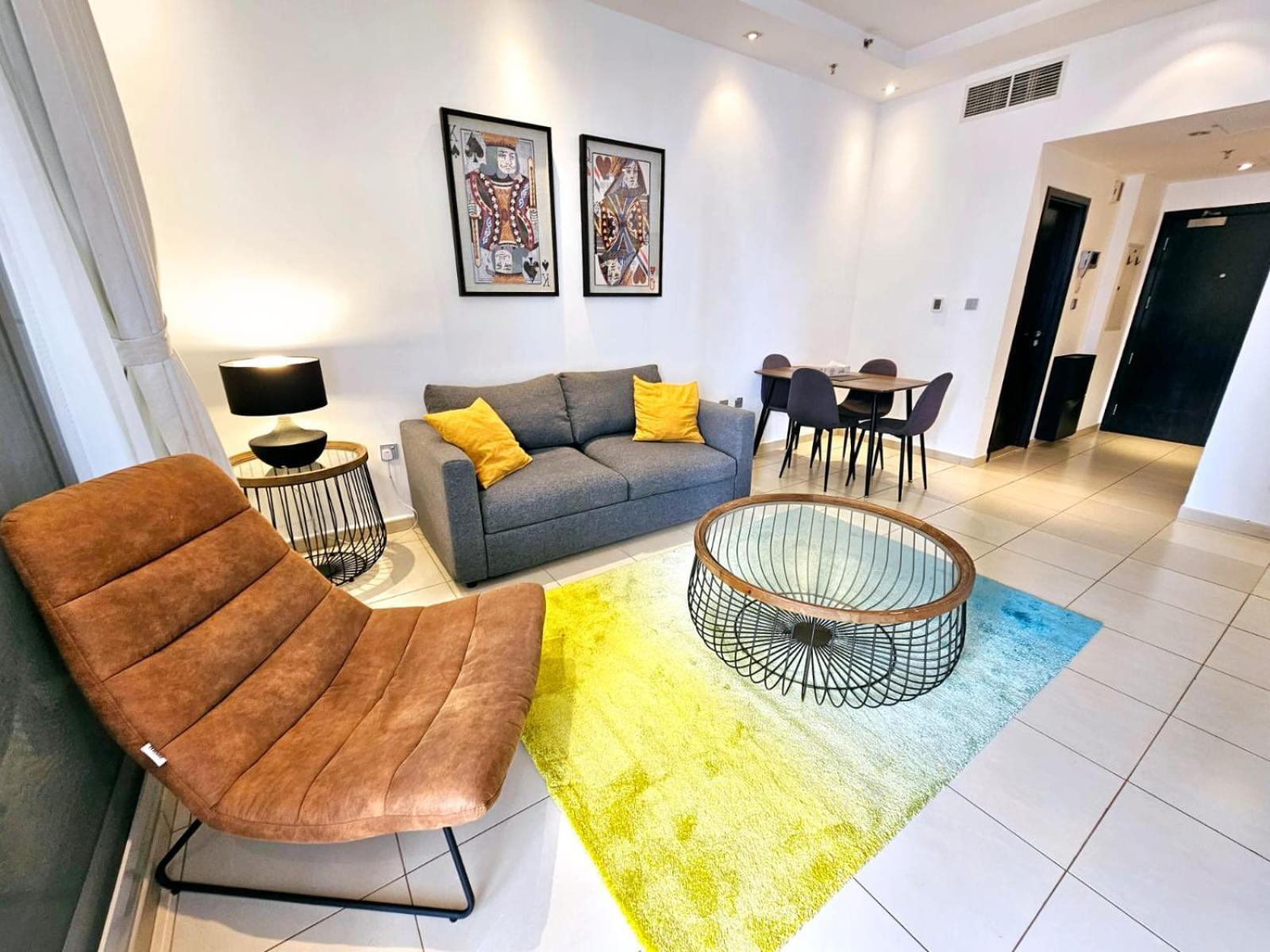 Sunrise Homes - Stunning 1 Bed - Marina *