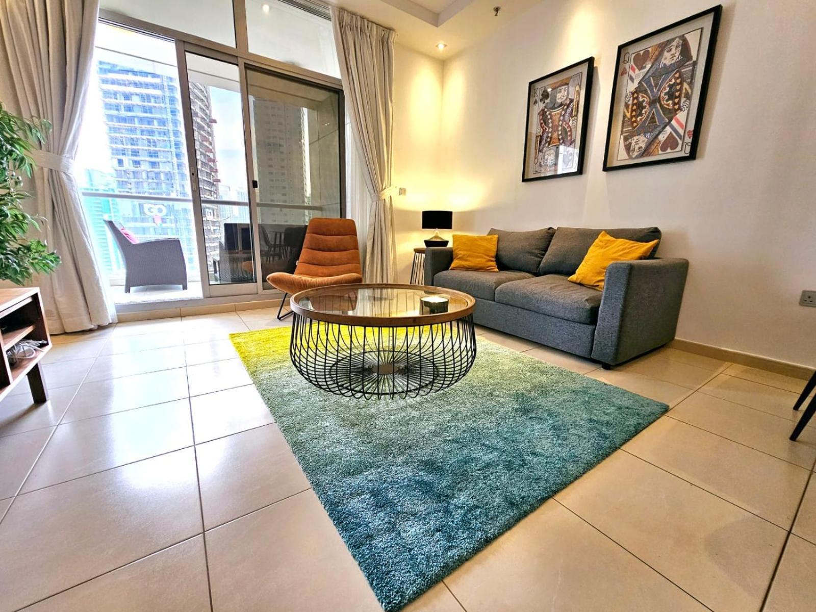Sunrise Homes - Stunning 1 Bed - Marina *