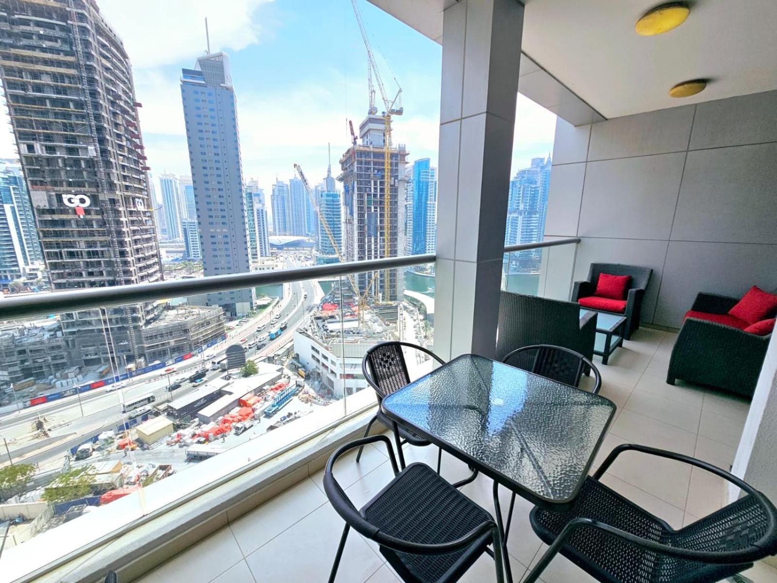 Sunrise Homes - Stunning 1 Bed - Marina Apartment