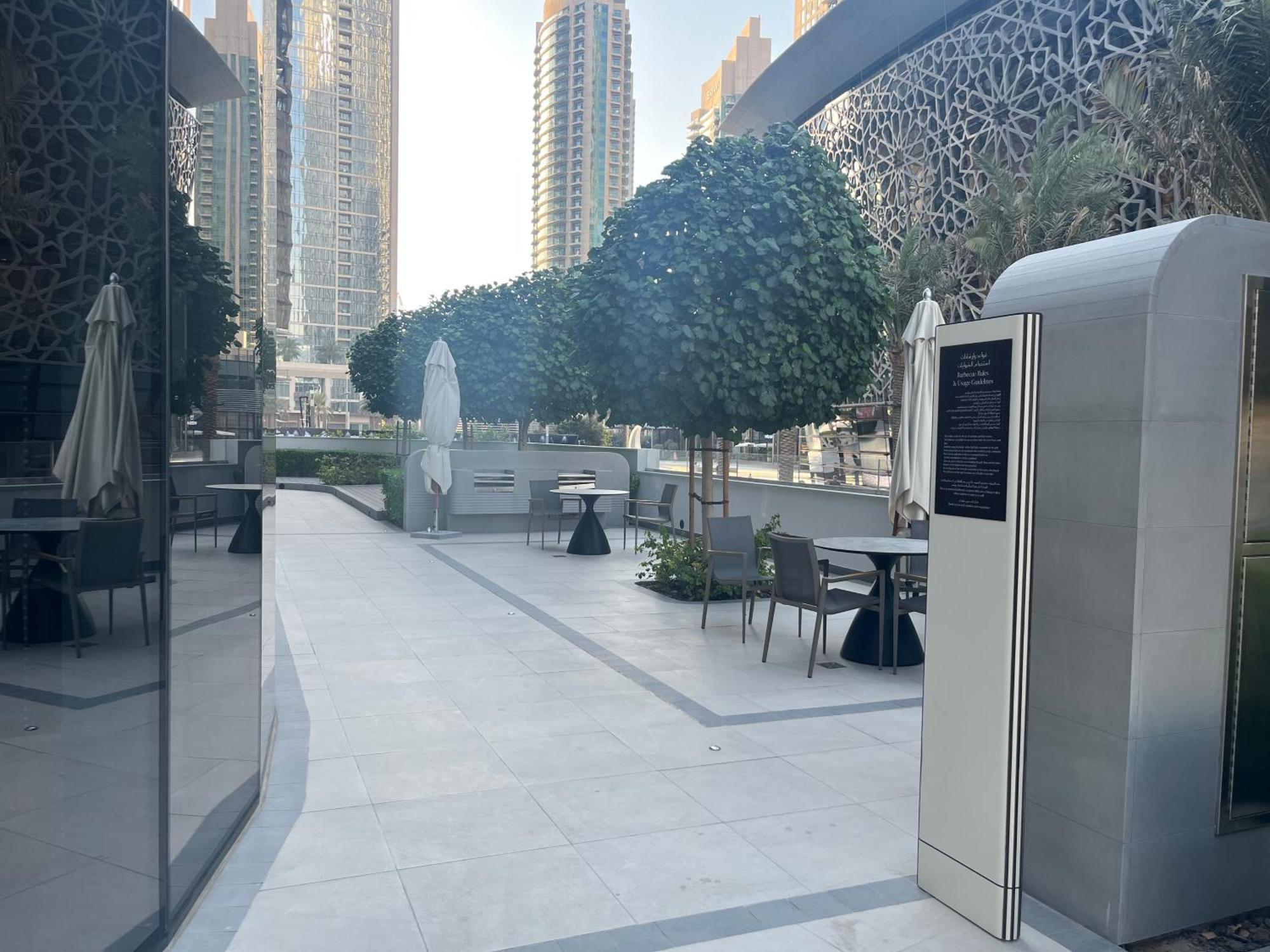 Luxury 1br View Infinity Pool Burj Khalifa With Balcony Dubai