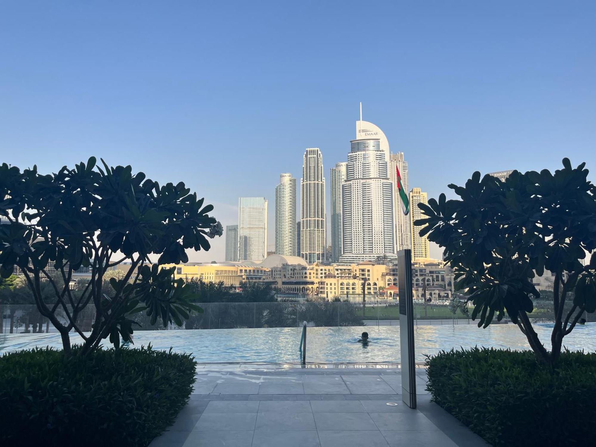 Luxury 1br View Infinity Pool Burj Khalifa With Balcony Dubai