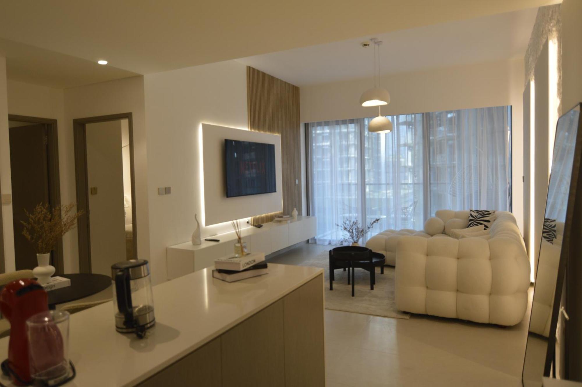 Apartment Luxury 1br View Infinity Pool Burj Khalifa With Balcony Dubai
