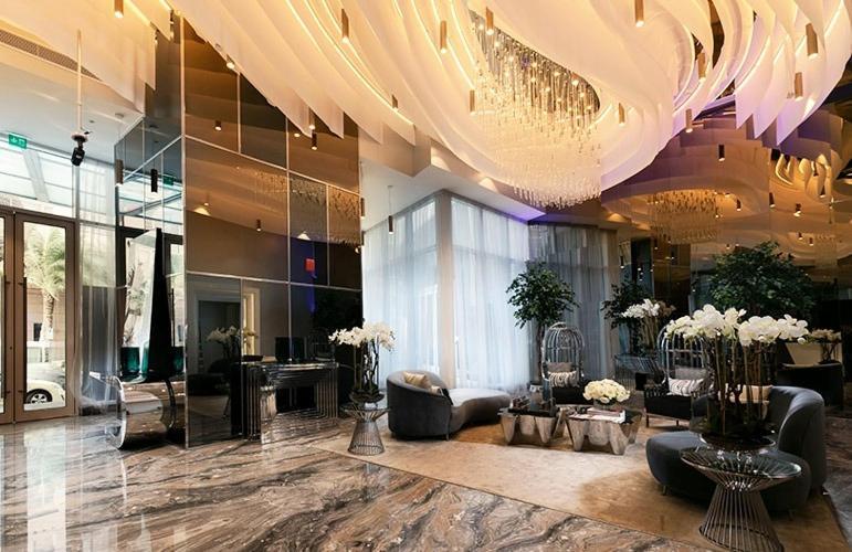Sleek Living With Sea Views In Damac Heights Marina By Bhavan Daire *