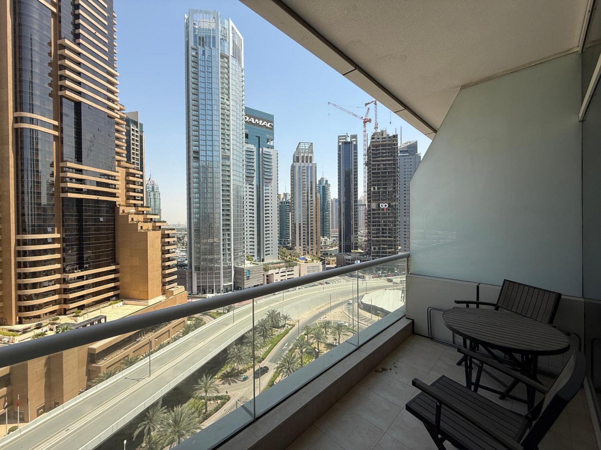 Cozy At Botanica Tower Marina By Gardenia Apartment Dubai