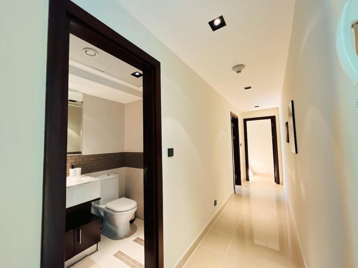 Park Island, Marina, 2 Master Bedrooms, Stunning View, Prime Location * Dubai