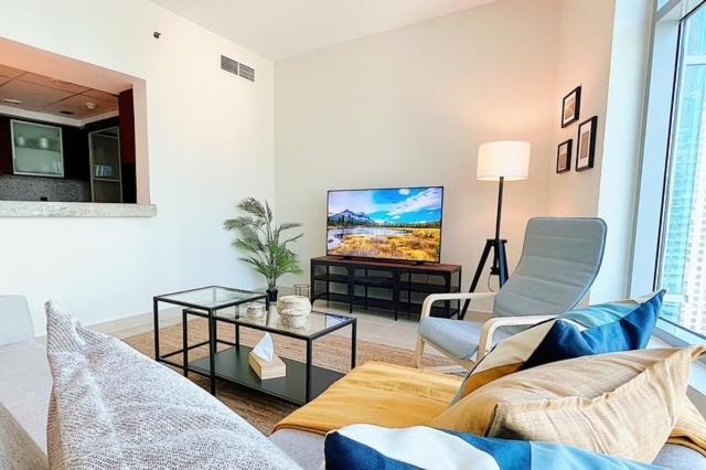 Apartment Park Island, Marina, 2 Master Bedrooms, Stunning View, Prime Location *