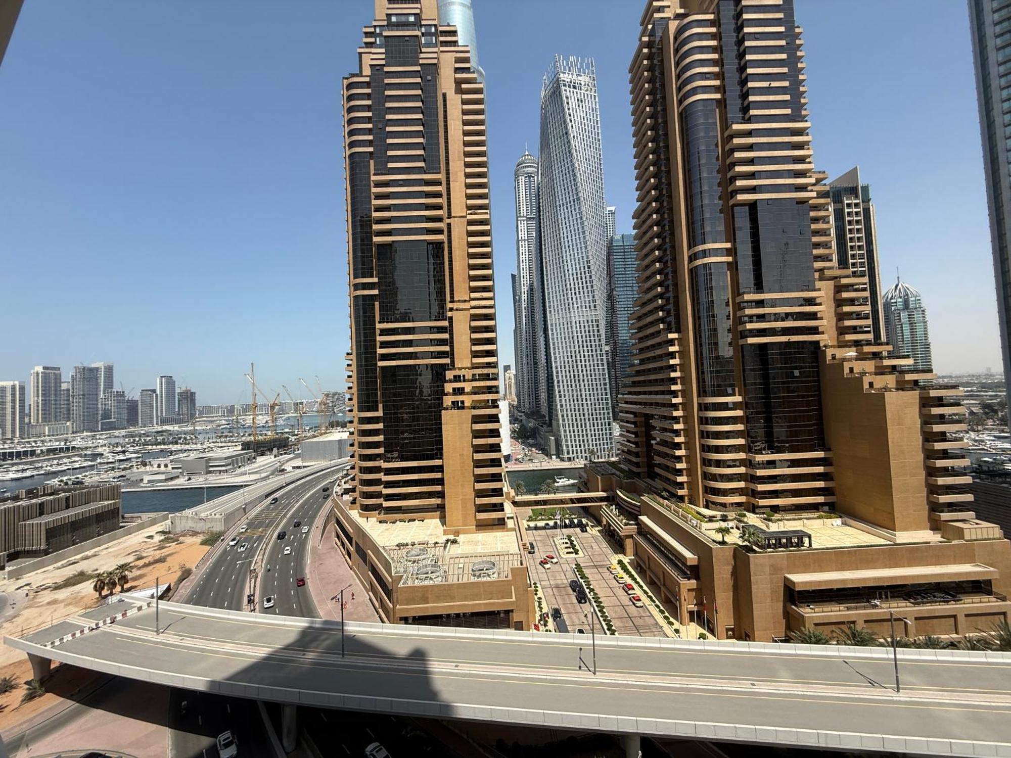 Cozy At Botanica Tower Marina By Gardenia Dubai