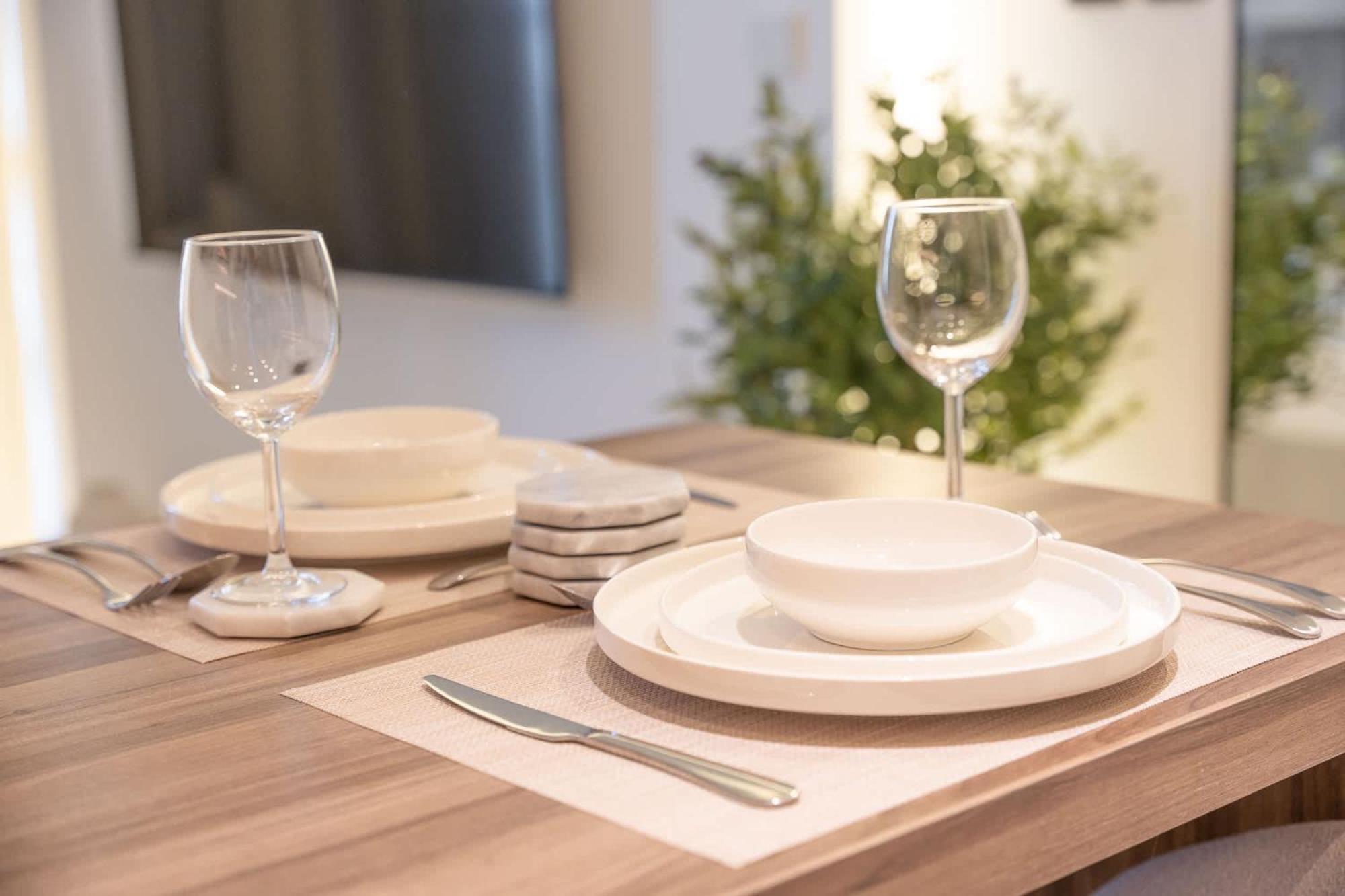Apartment Sleek In The Ivy Tower, Jvt