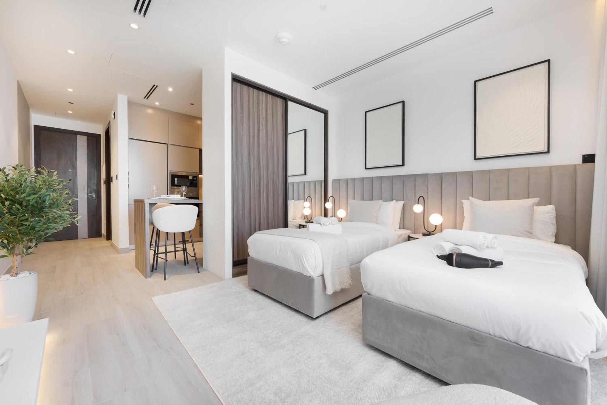 Sleek In The Ivy Tower, Jvt Dubai