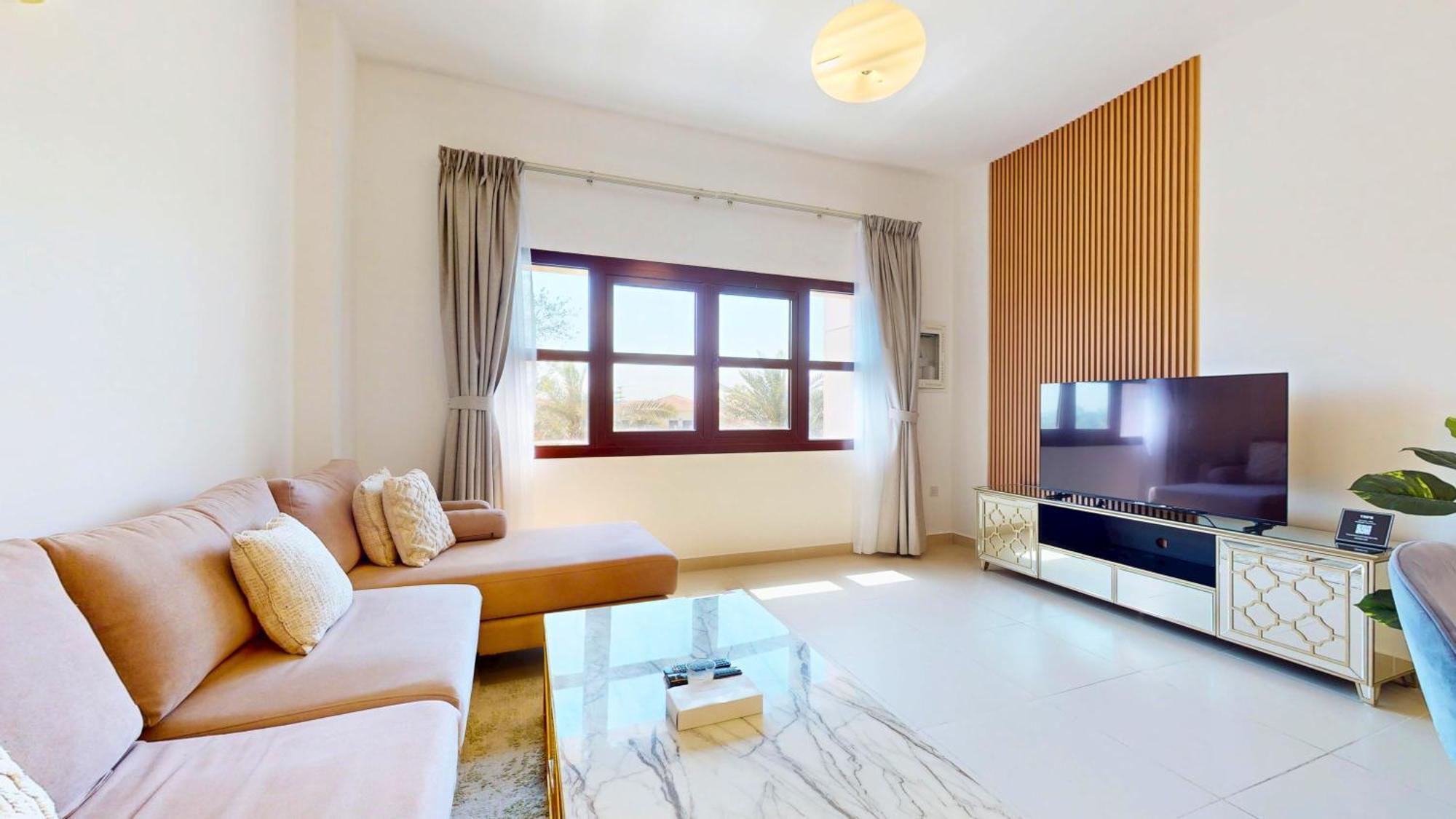 Apartment Vibrant Getaway 1br Furnished - Near Golf Course Dubai