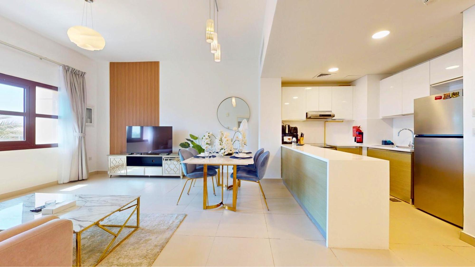 Vibrant Getaway 1br Furnished - Near Golf Course