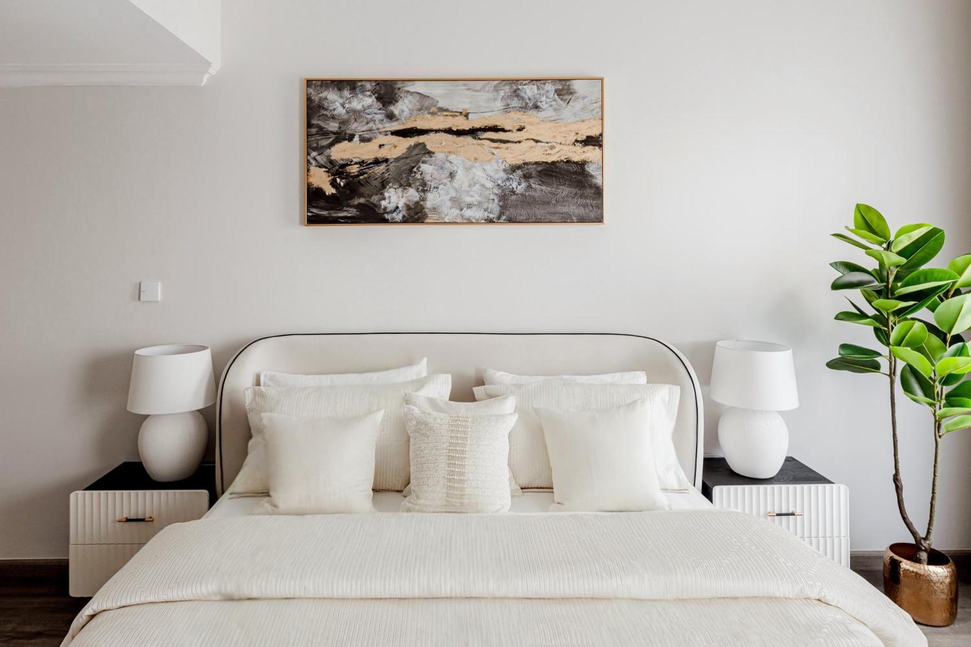 Beautiful 3 Bed In Marina! *