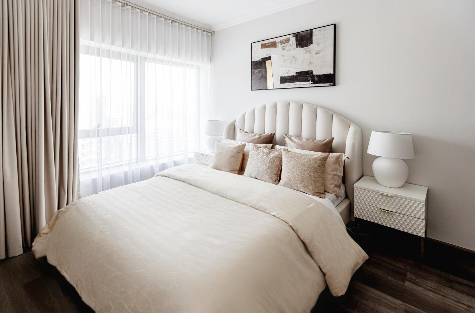 Apartment Beautiful 3 Bed In Marina!