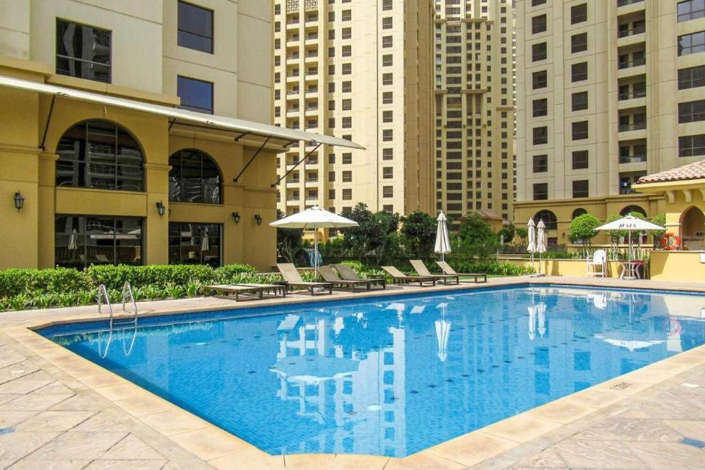 Master Bedroom In Jbr *