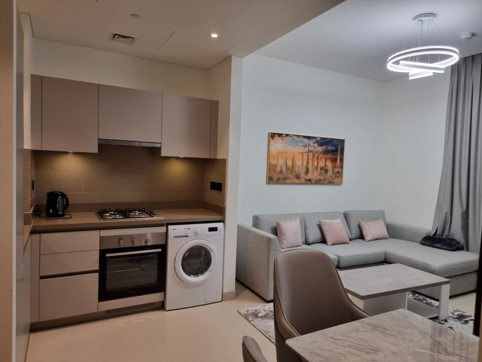 One Fully Furnished Bebroom Dubai