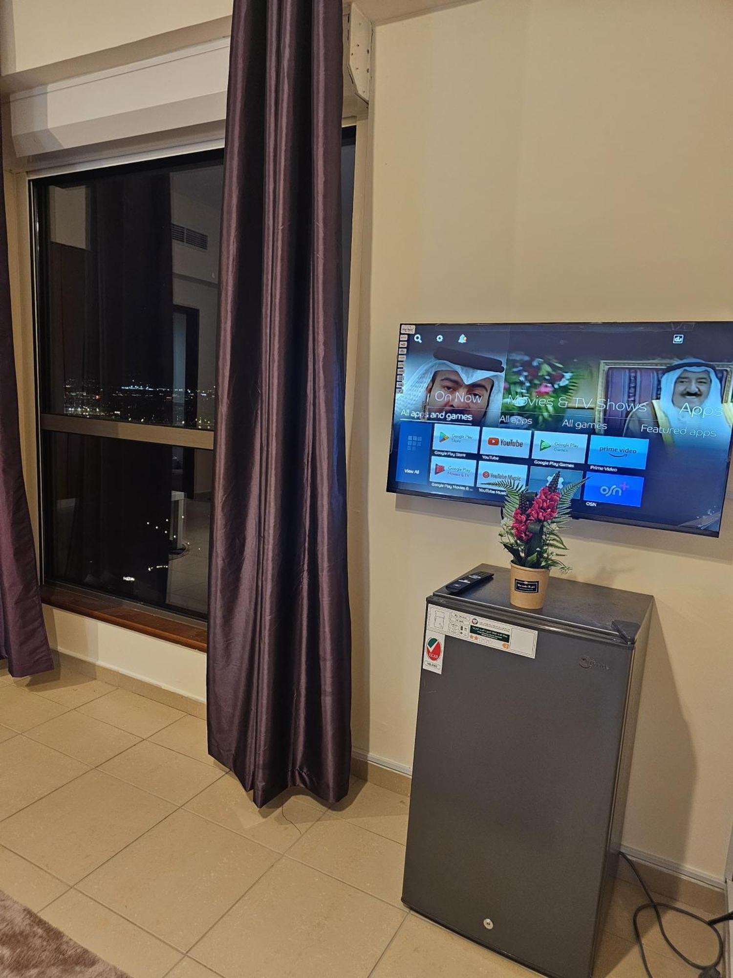 Master Bedroom In Jbr * Dubai