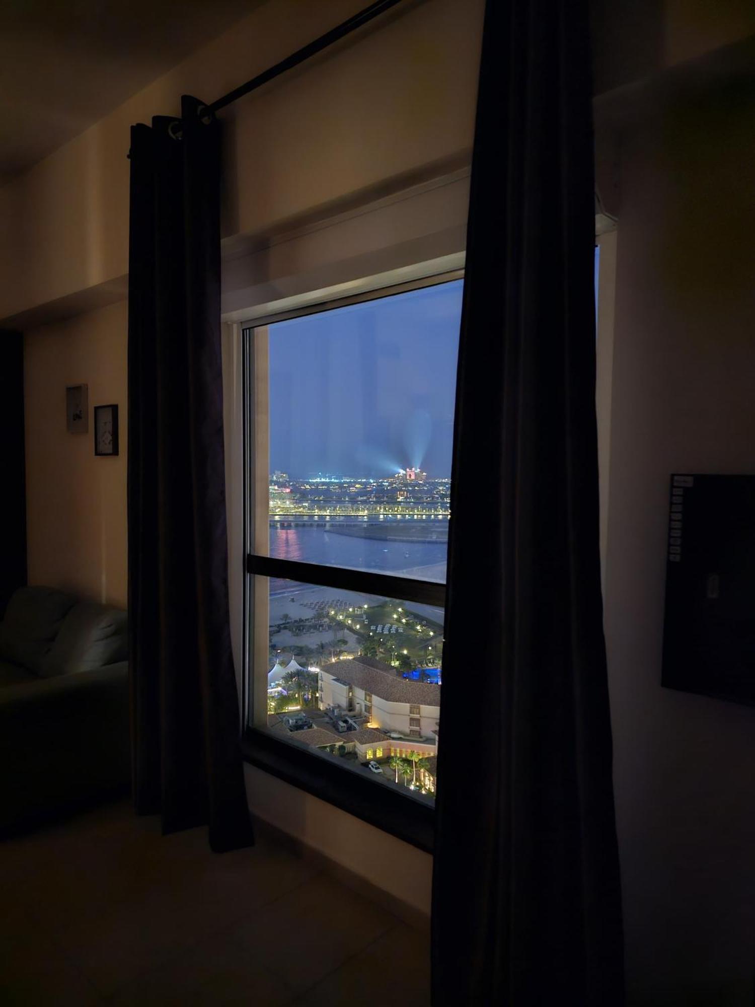 Master Bedroom In Jbr *