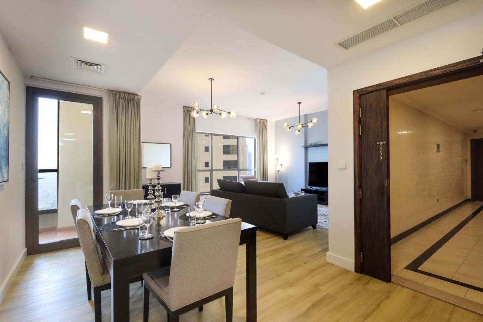 Livbnb- Coastal 2bhk In Jbr Access Apartment