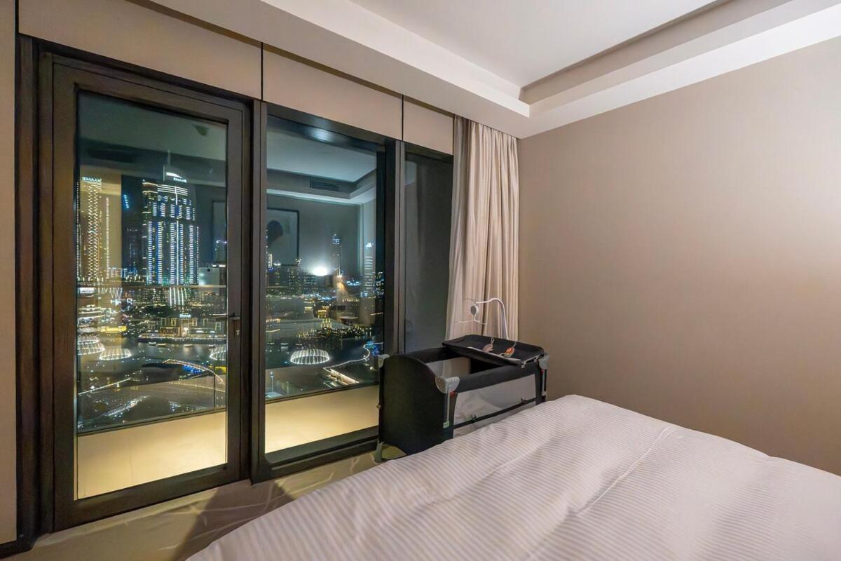 Venetian - Luxury Living Burj Khalifa View & Massage Chair Dubai
