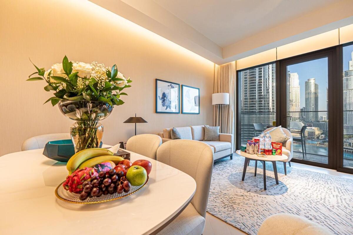 Venetian - Luxury Living Burj Khalifa View & Massage Chair Dubai