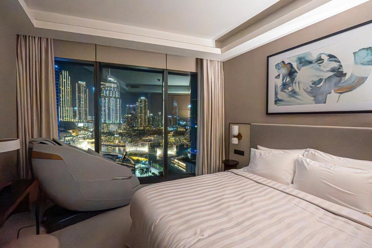Venetian - Luxury Living Burj Khalifa View & Massage Chair Dubai