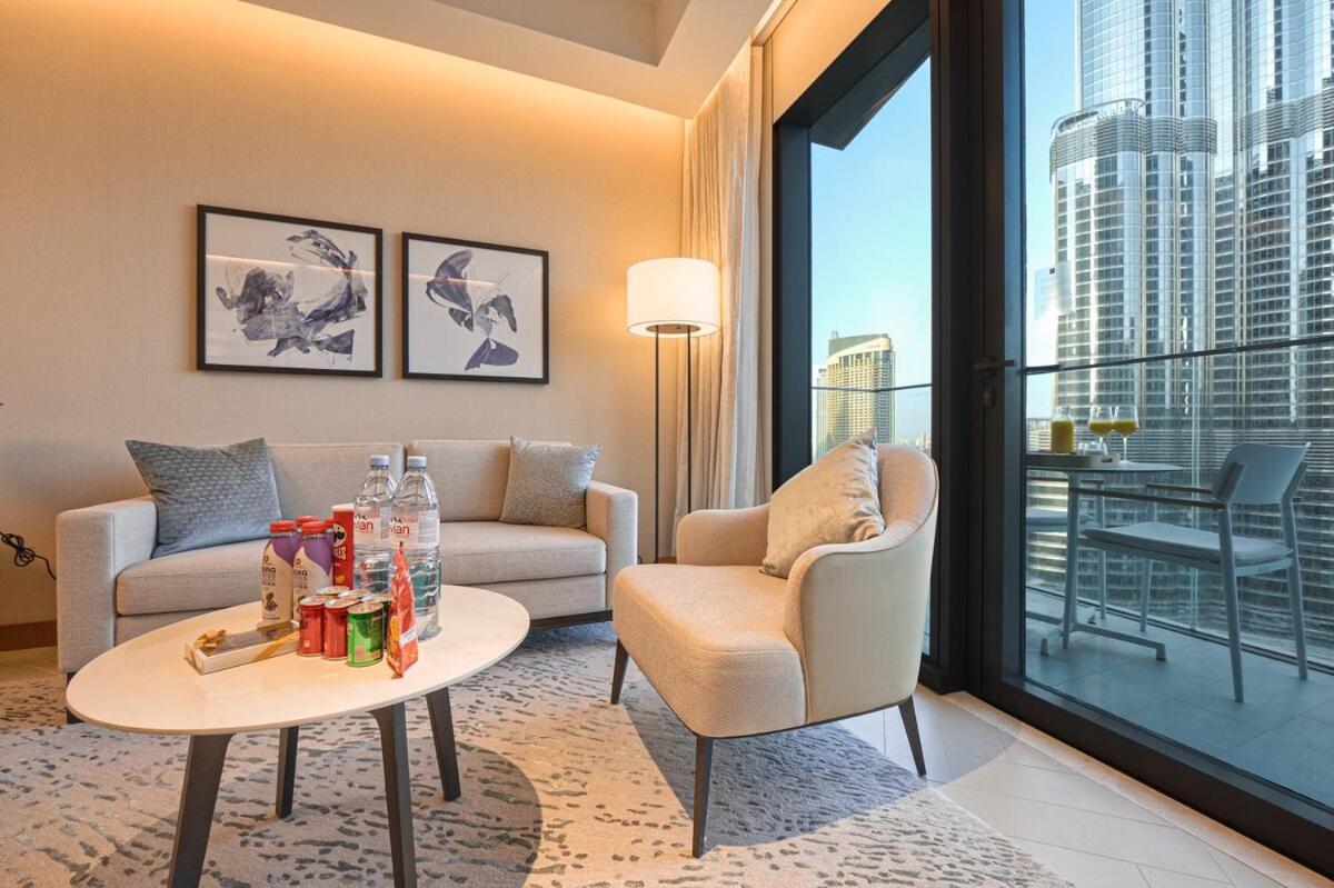 Venetian - Luxury Living Burj Khalifa View & Massage Chair Apartment