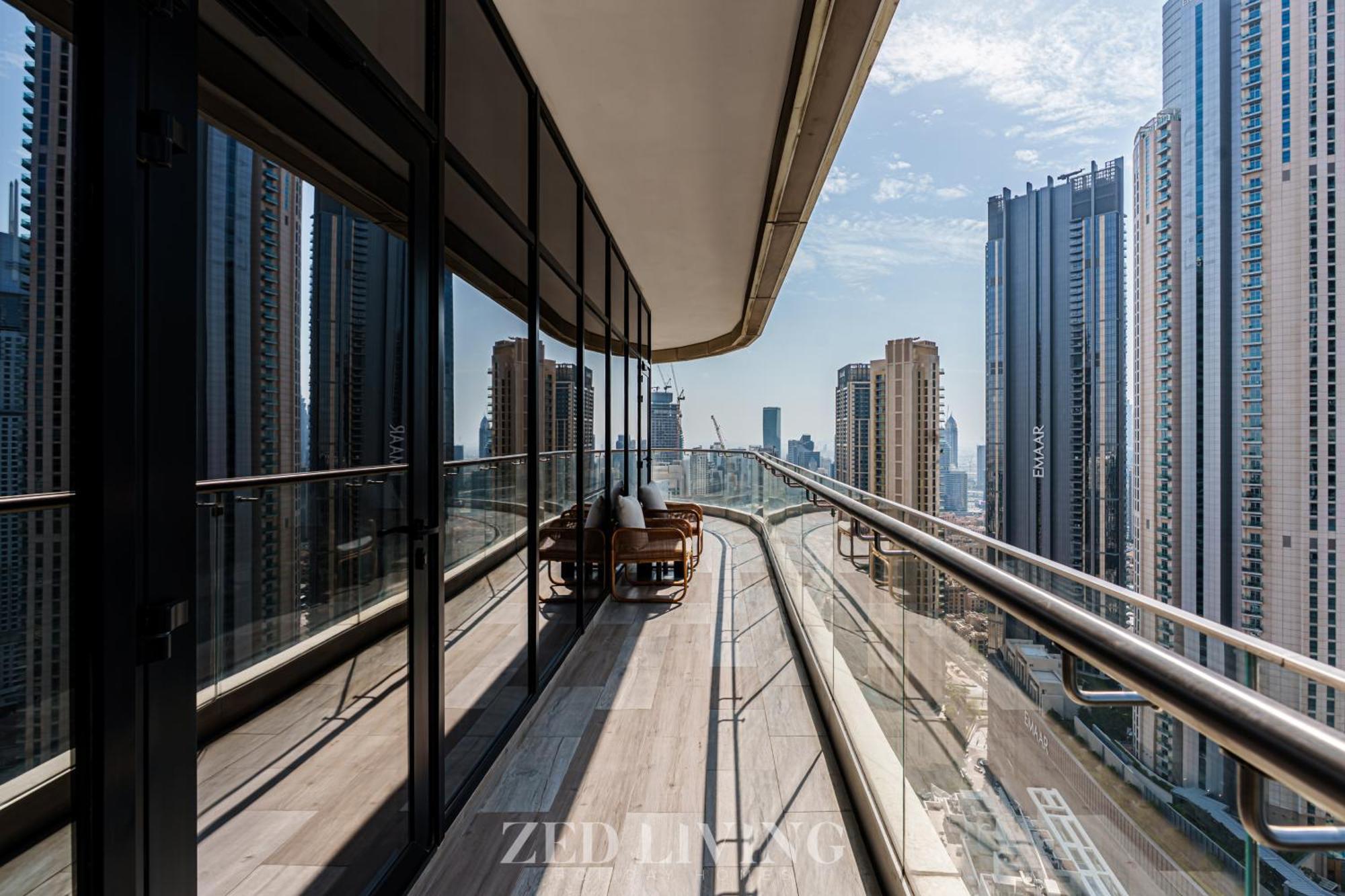 Zed Living - Luxe 2br With Burj Khalifa View - Rp Heights Dubai