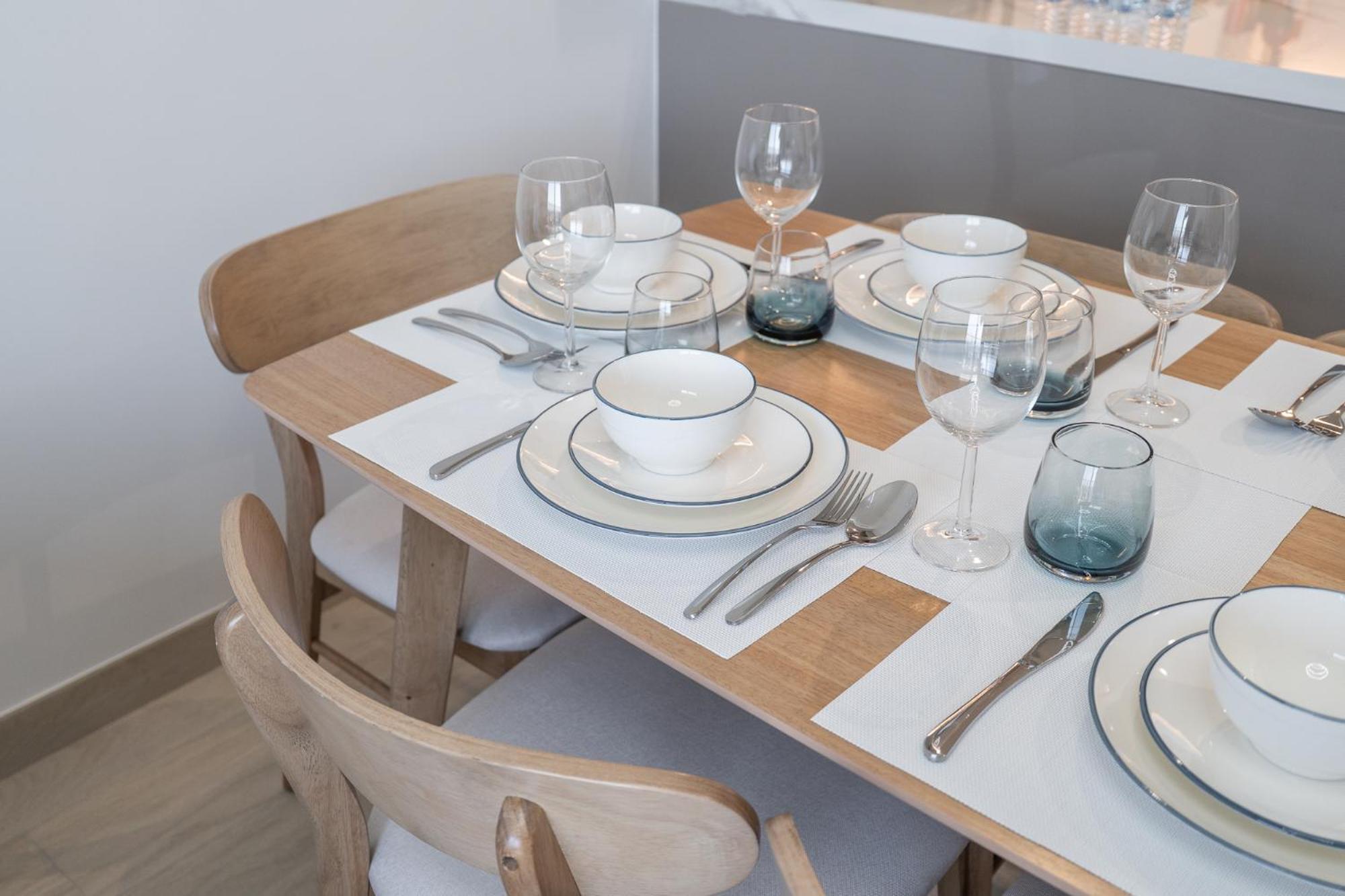 Modern And Peaceful 2 Bedroom In Amber By Azizi Apartment *