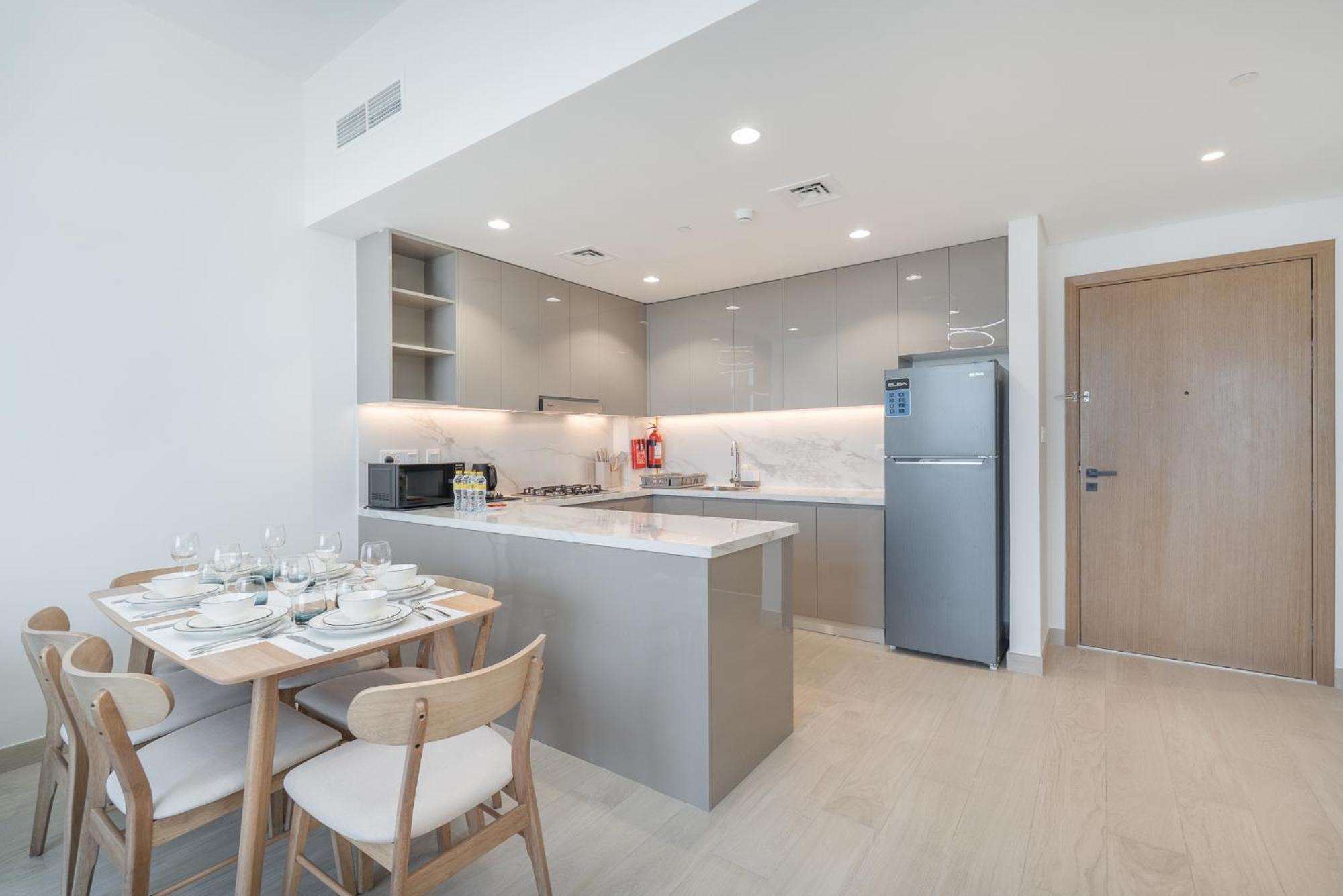 Apartment Modern And Peaceful 2 Bedroom In Amber By Azizi Dubai