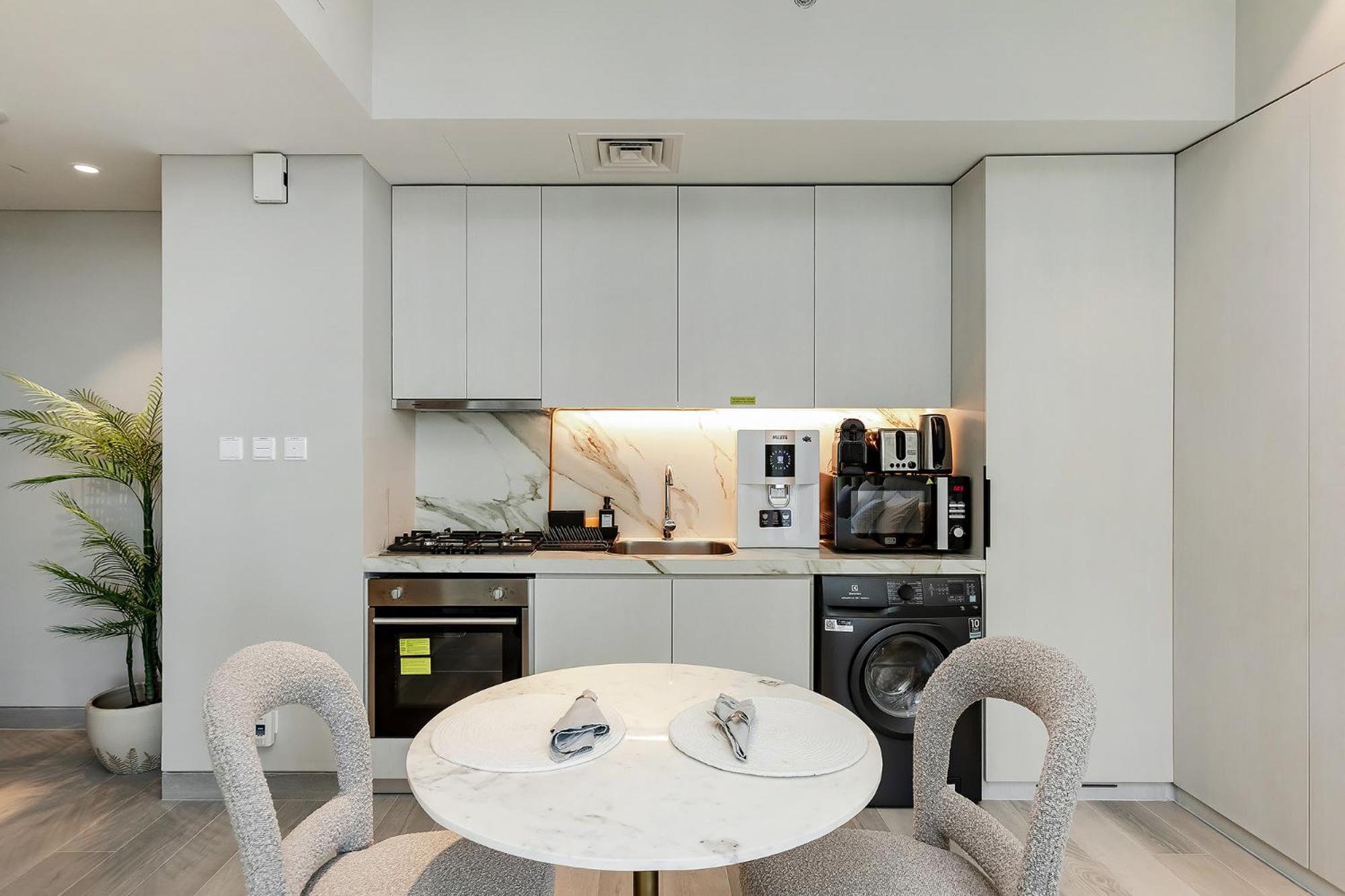 Apartment Great At Marina Star With View