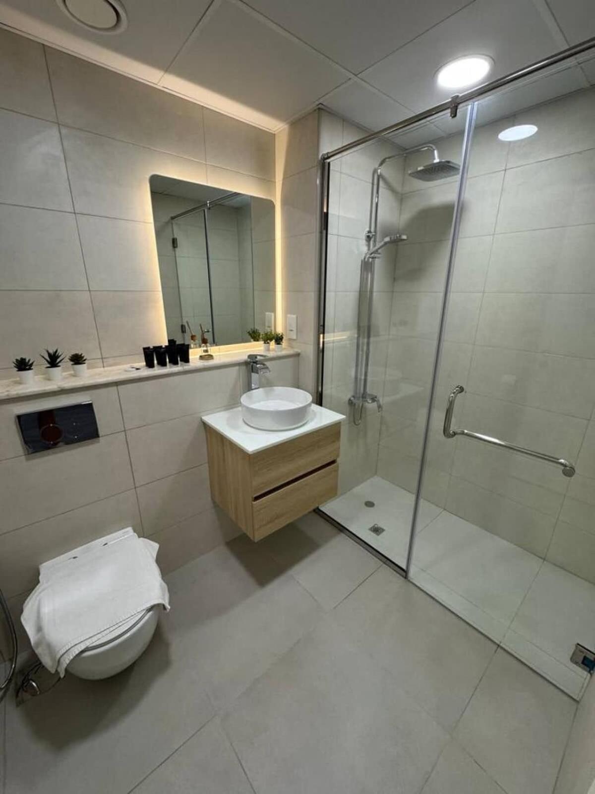 Apartment Superb Marina Views I Sleeps 5 Dubai