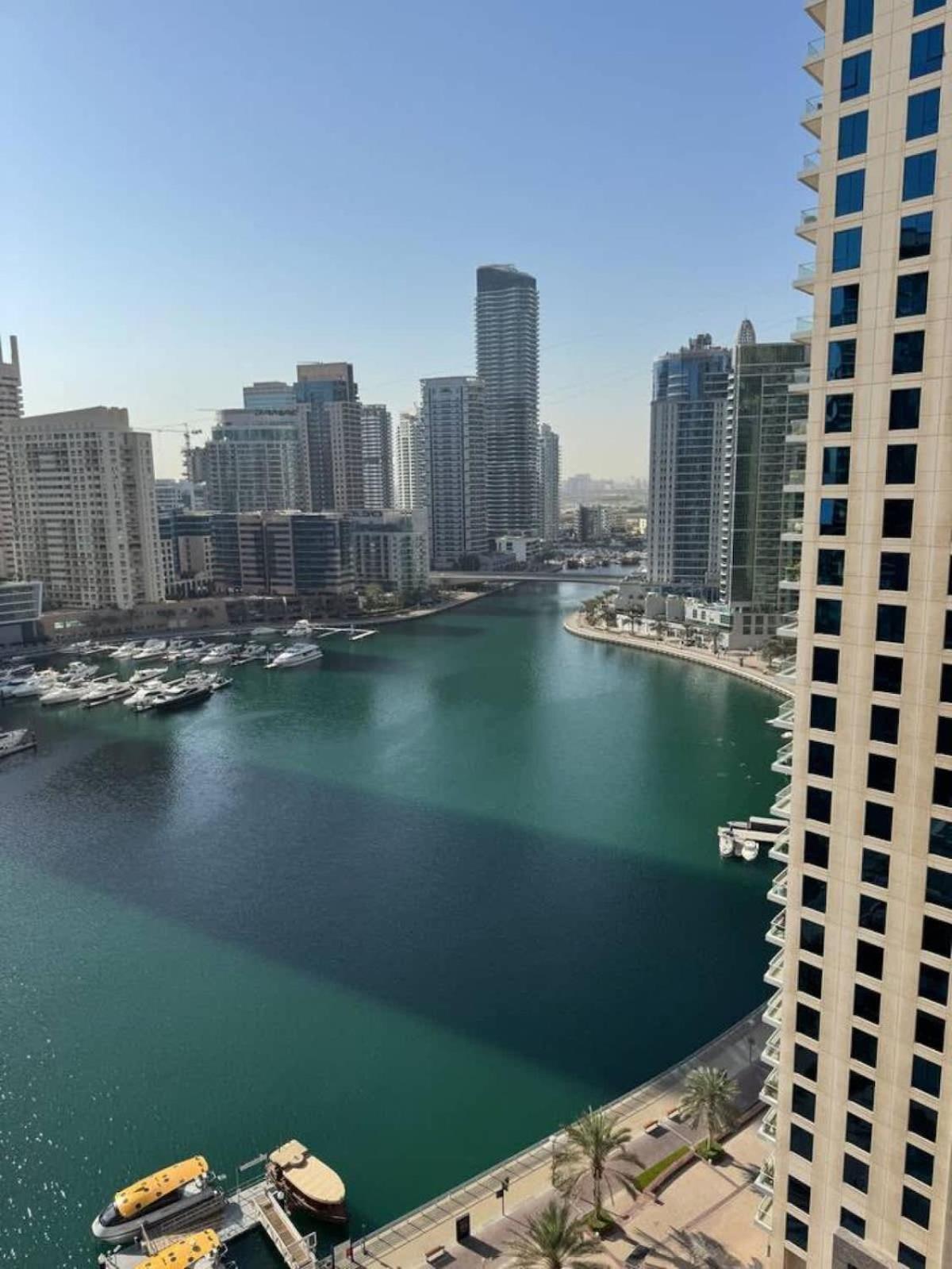 Apartment Superb Marina Views I Sleeps 5 *