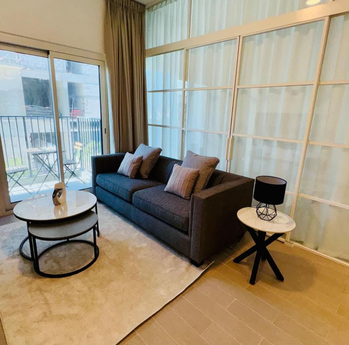 Brand New Heart Of Hills Apartment Dubai