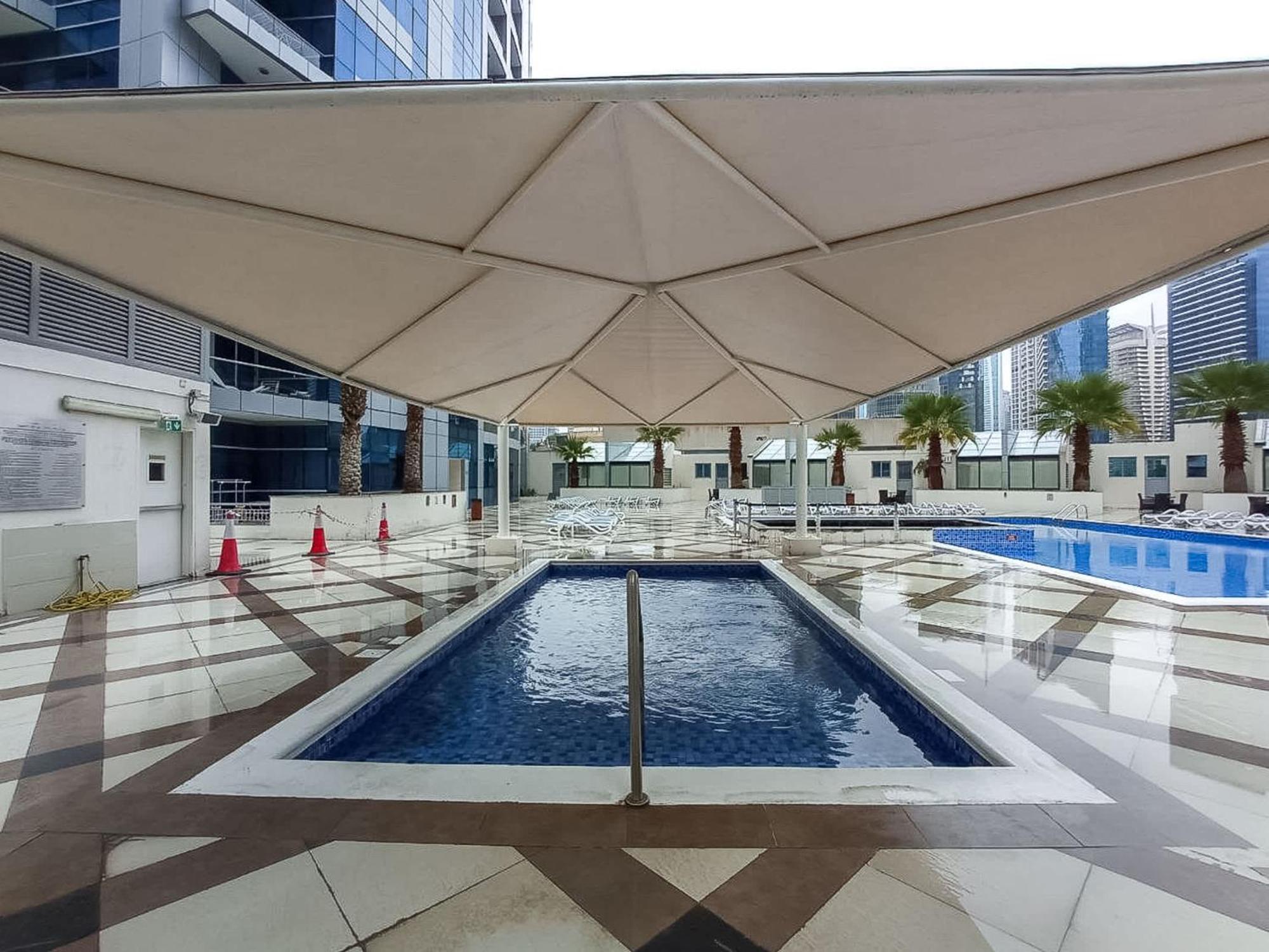 Chic Marina-view In Bay Marina Apartment Dubai