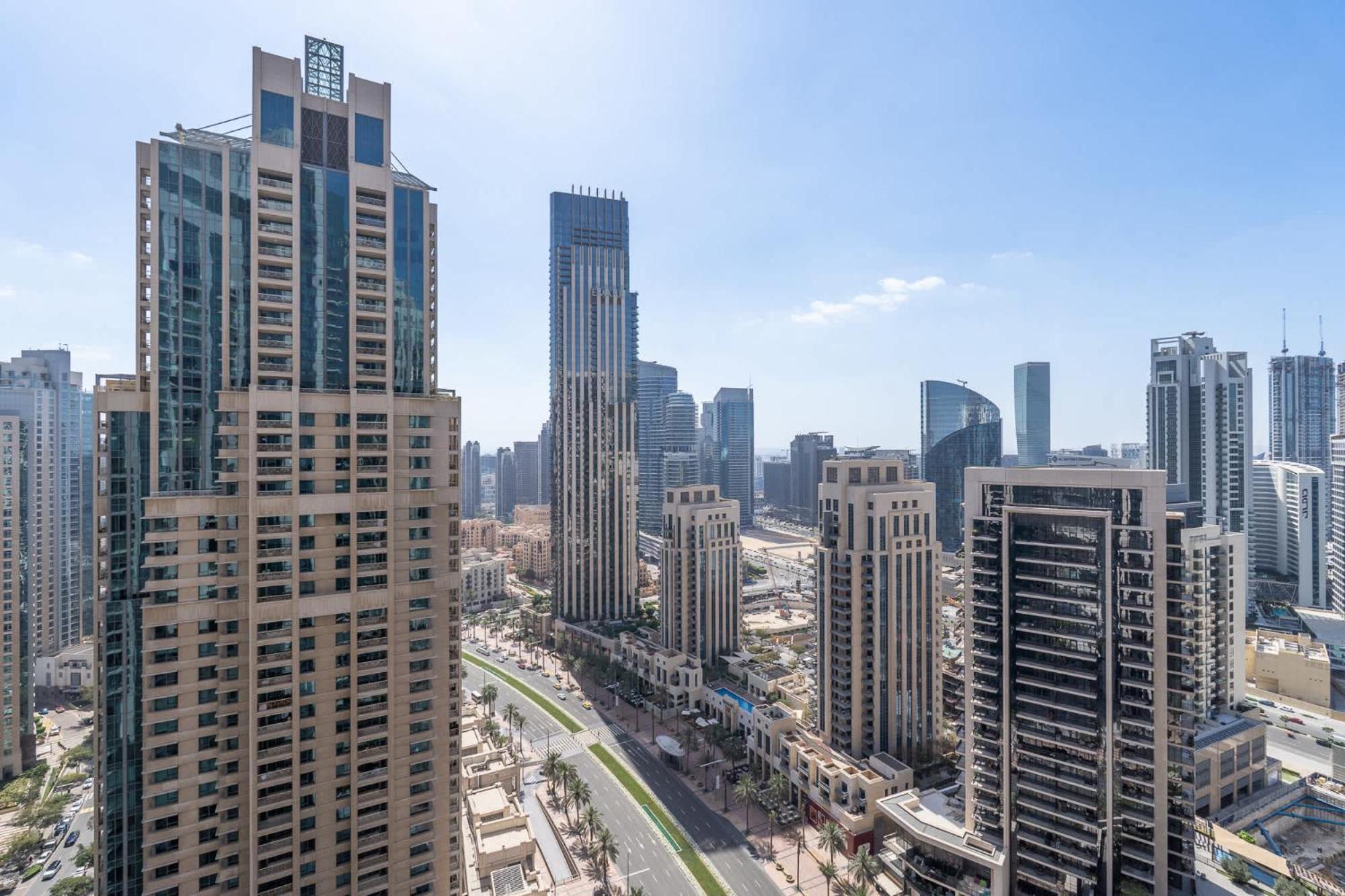 Apartment Full Luxury In 2 Bedroom With Skycraper Views Dubai